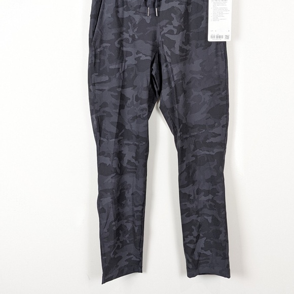 Lululemon On The Fly 7/8 Pants Size 4 incognito Camo grey - Picture 4 of 13